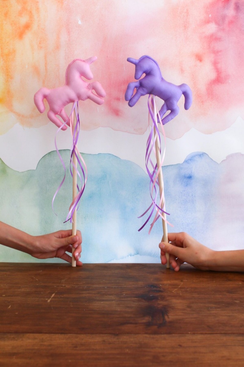 Sarah's Silks Wand Unicorn - Pink image